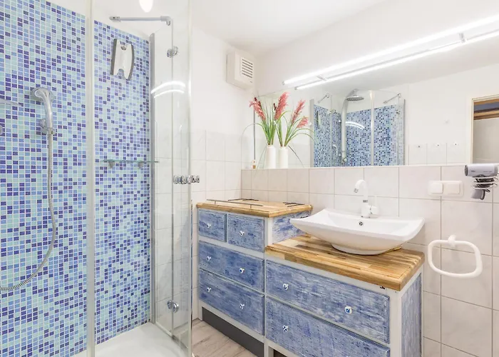 Augusta, 11 * Boltenhagen